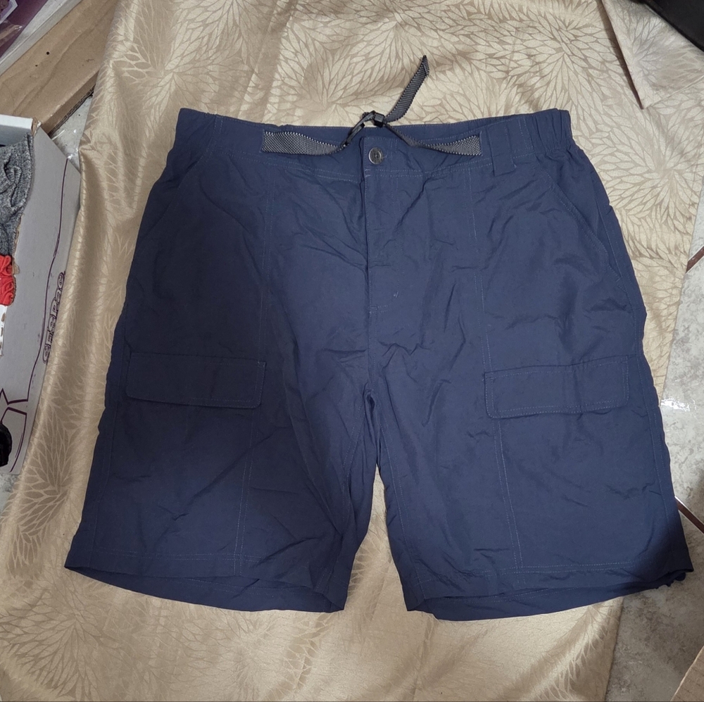 Men's Navy Cargo Shorts